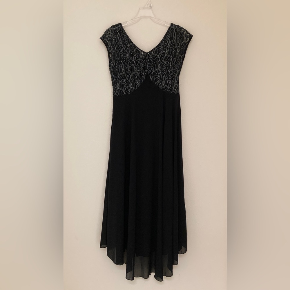 Black Semi-Formal Cocktail Dress with Lace Bodice Asymmetrical Hem Size M - Picture 3 of 10